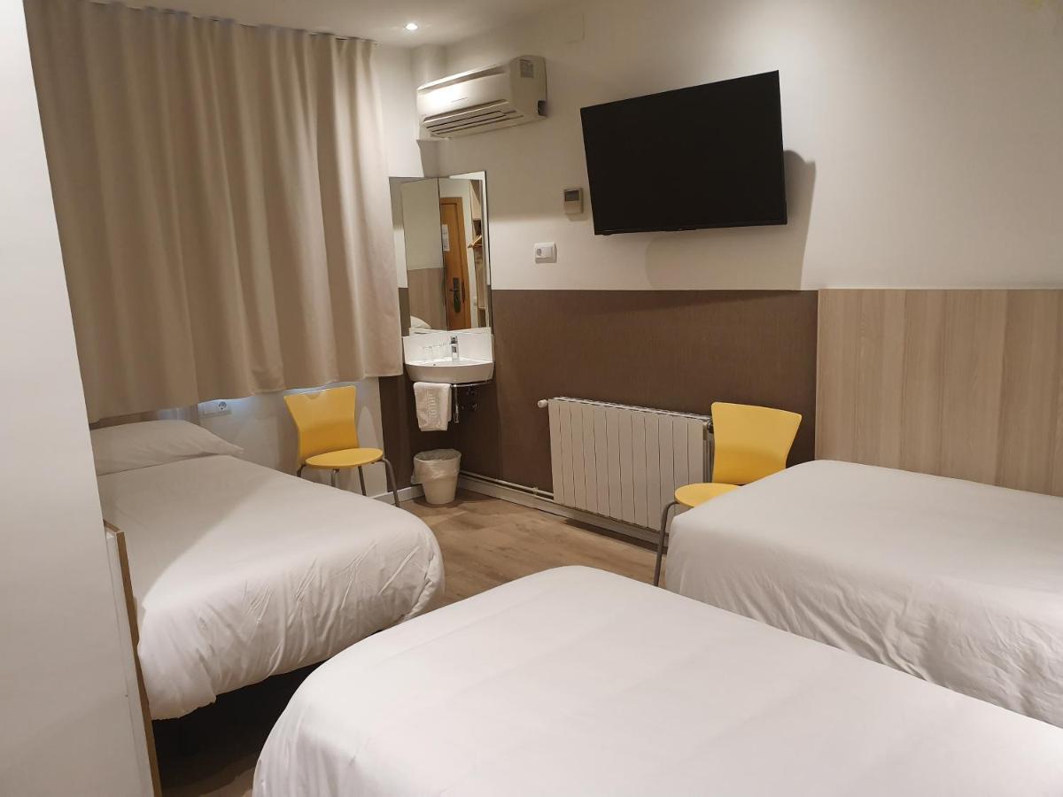 Bestprice Stadium Guest house Barcelona
